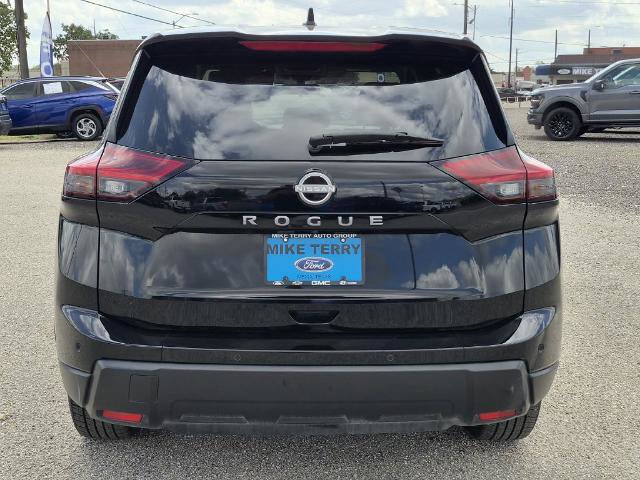 Used 2025 Nissan Rogue SV FWD image 5
