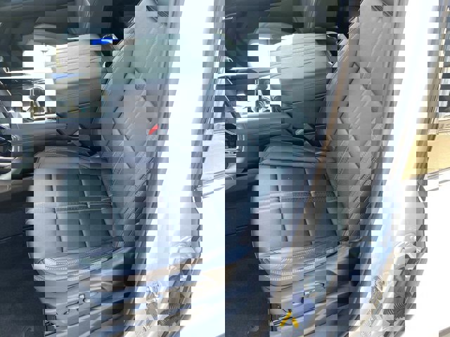 Used 2025 Chevrolet Tahoe High Country image 13