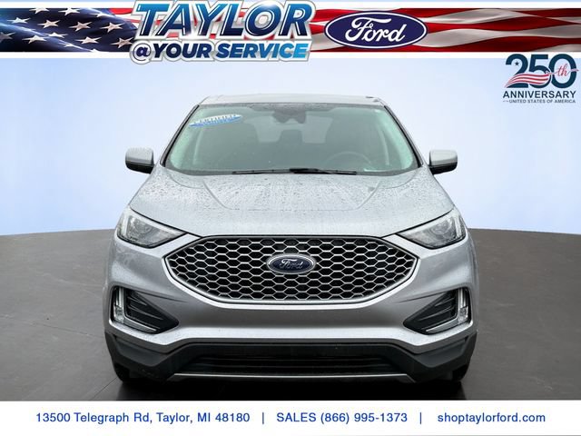 Certified 2024 Ford Edge SEL w/ Convenience Package AWD/4WD image 2
