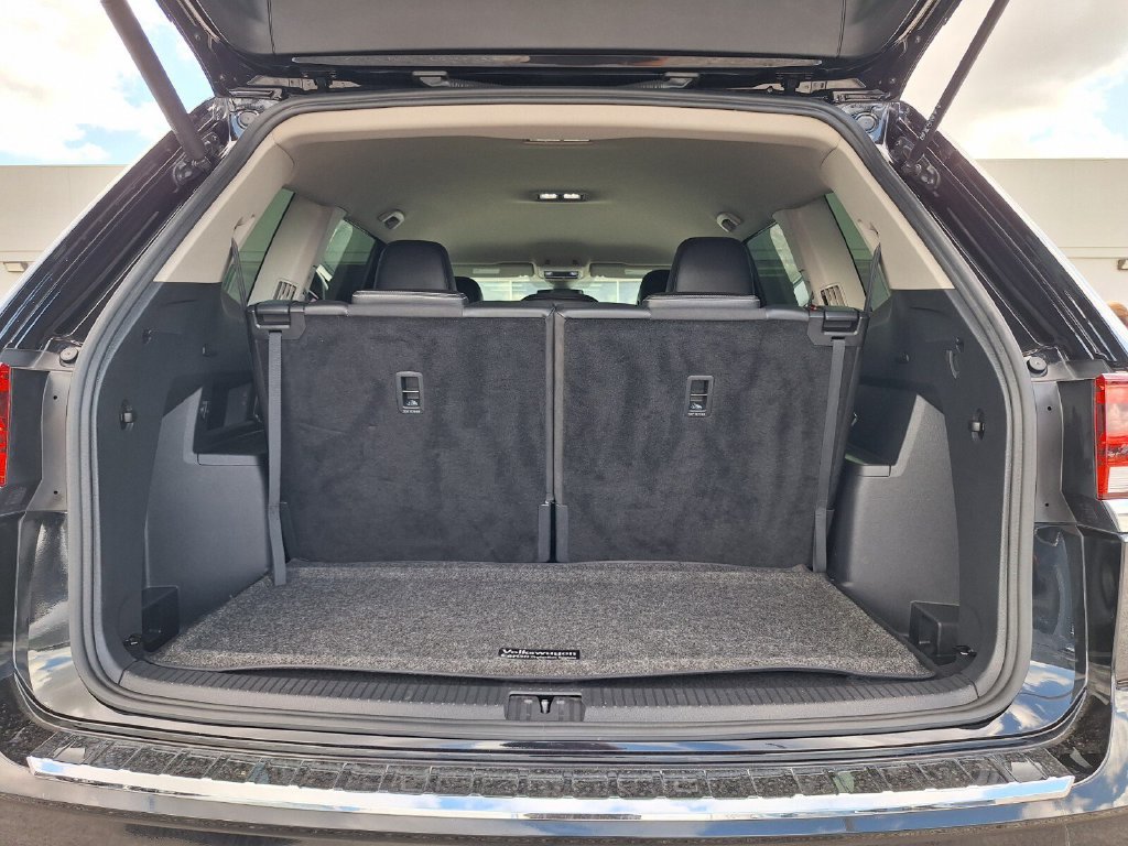 Used 2024 Volkswagen Atlas SE FWD image 23
