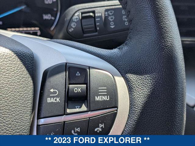 Certified 2023 Ford Explorer XLT w/ Equipment Group 202A RWD image 15
