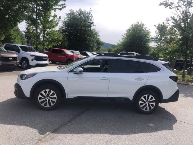 Used 2020 Subaru Outback Premium w/ Popular Package #1 AWD/4WD image 3