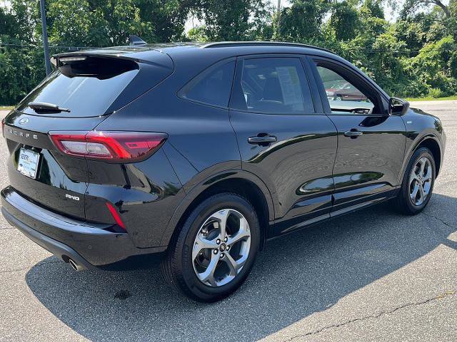 Certified 2024 Ford Escape ST-Line w/ Tech Pack #1 image 5