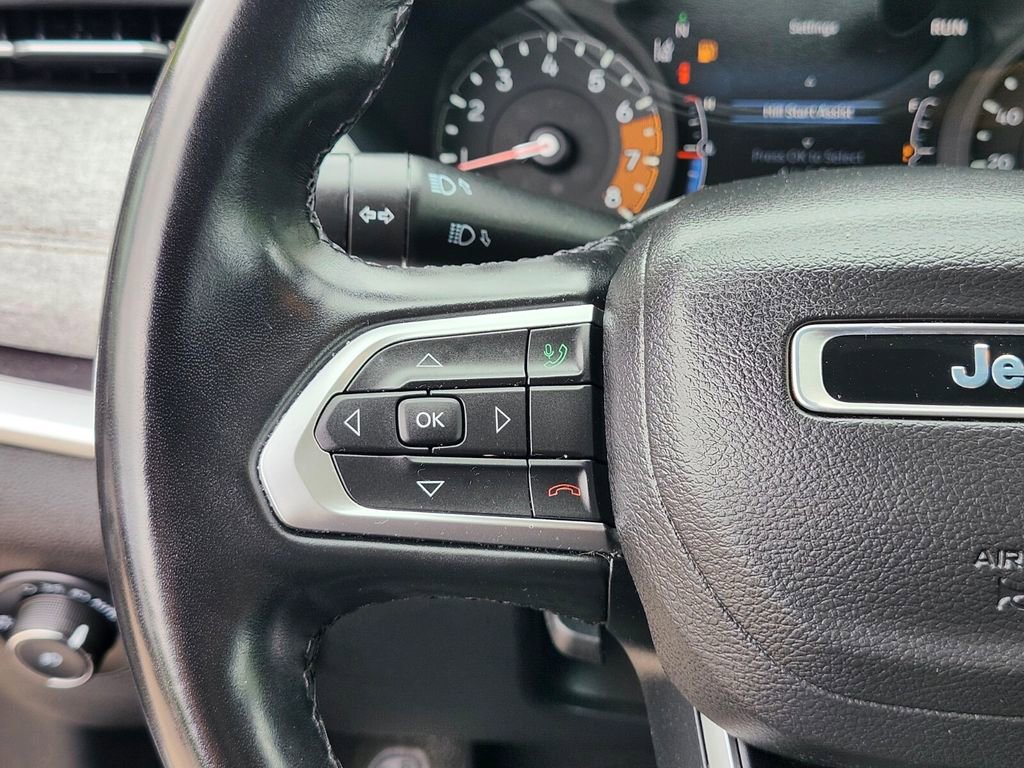 Used 2022 Jeep Compass Latitude AWD/4WD image 29
