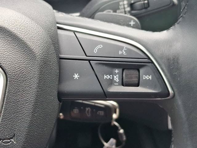 Used 2025 Audi Q3 2.0T Premium AWD/4WD image 24