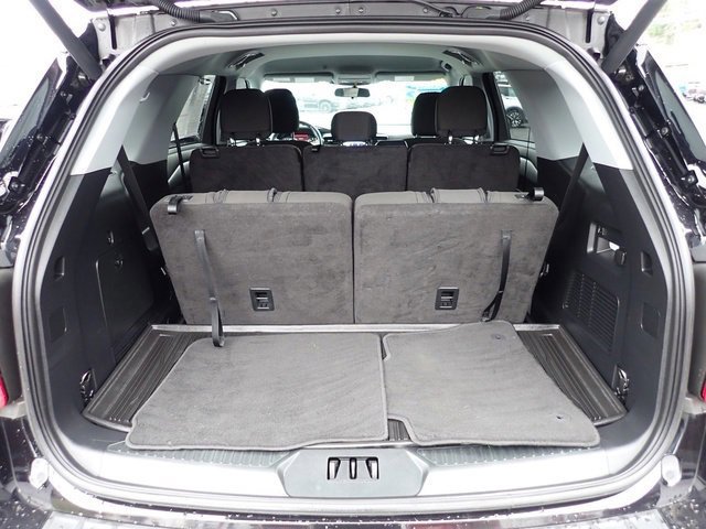 Certified 2023 Ford Explorer XLT image 10