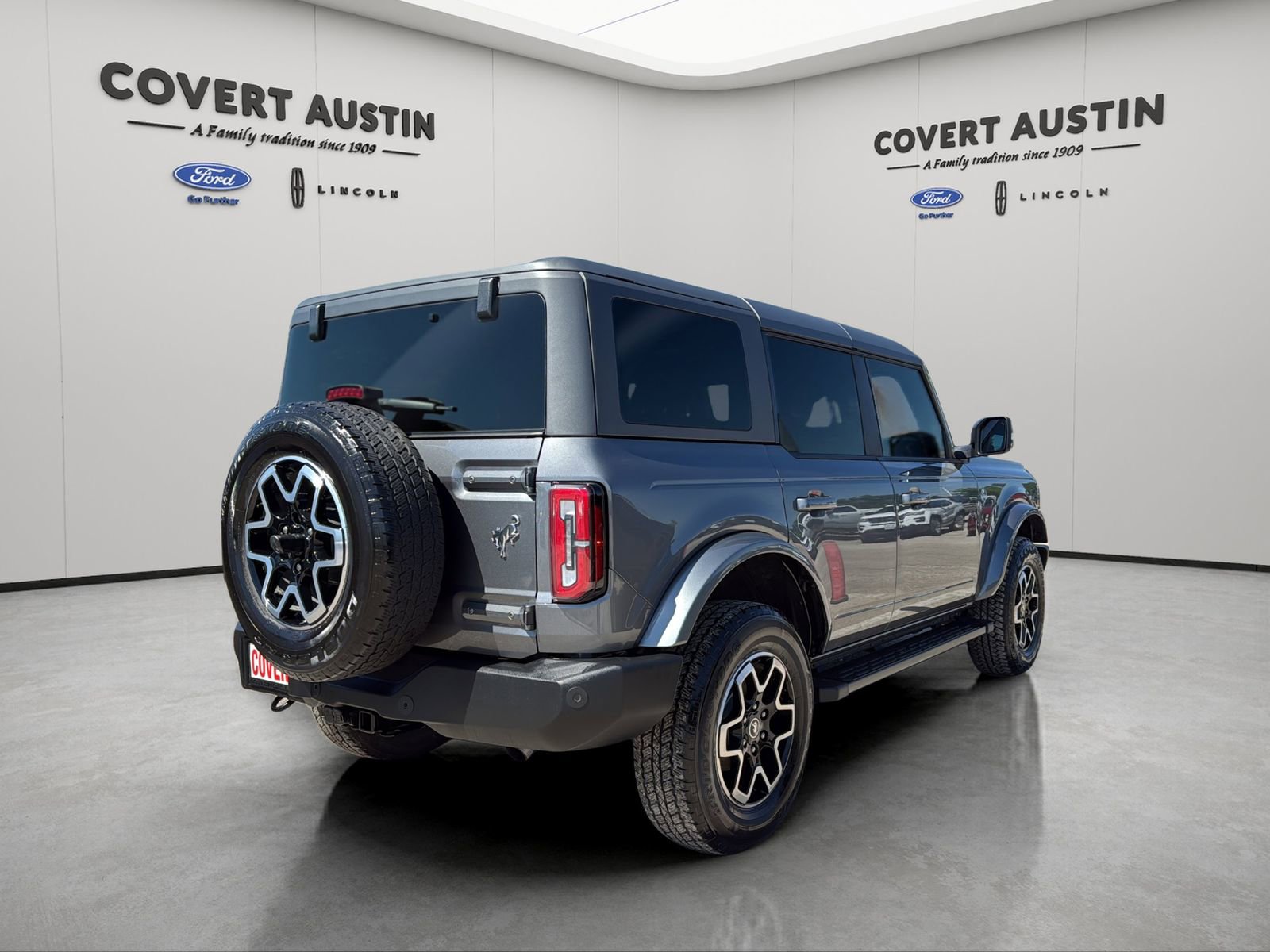 Certified 2024 Ford Bronco Outer Banks AWD/4WD image 5
