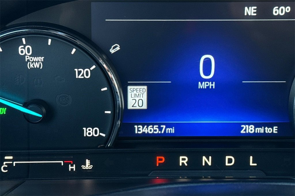 Certified 2021 Ford Escape SE w/ SE Sport Appearance Package image 24