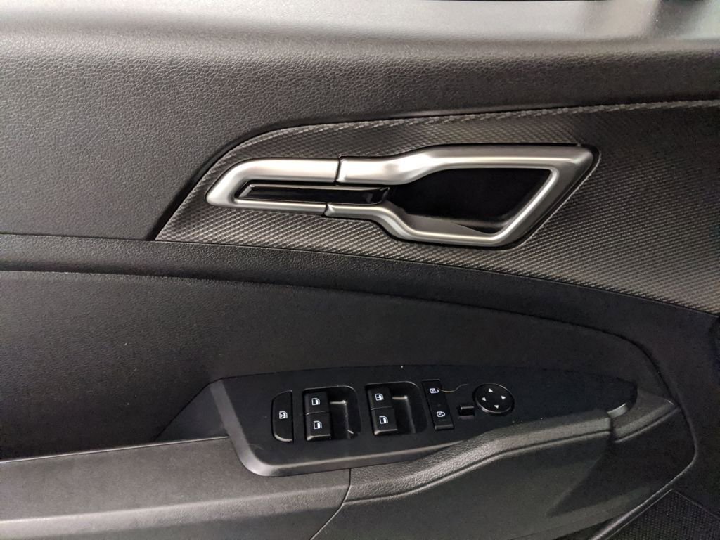 Used 2024 Kia Sportage LX image 15