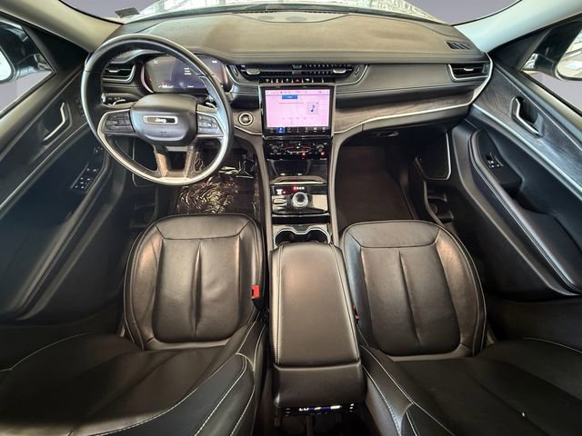 Used 2021 Jeep Grand Cherokee L Limited AWD/4WD image 12