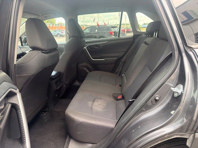 Used 2025 Toyota RAV4 LE AWD/4WD image 19
