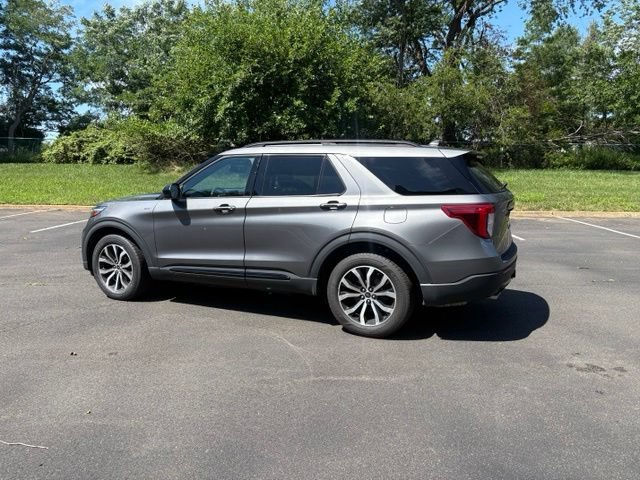 Certified 2023 Ford Explorer ST-Line w/ Class IV Trailer Tow Package AWD/4WD image 3