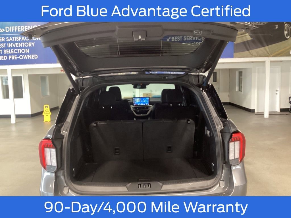 Certified 2025 Ford Explorer ST-Line w/ Premium Package image 6