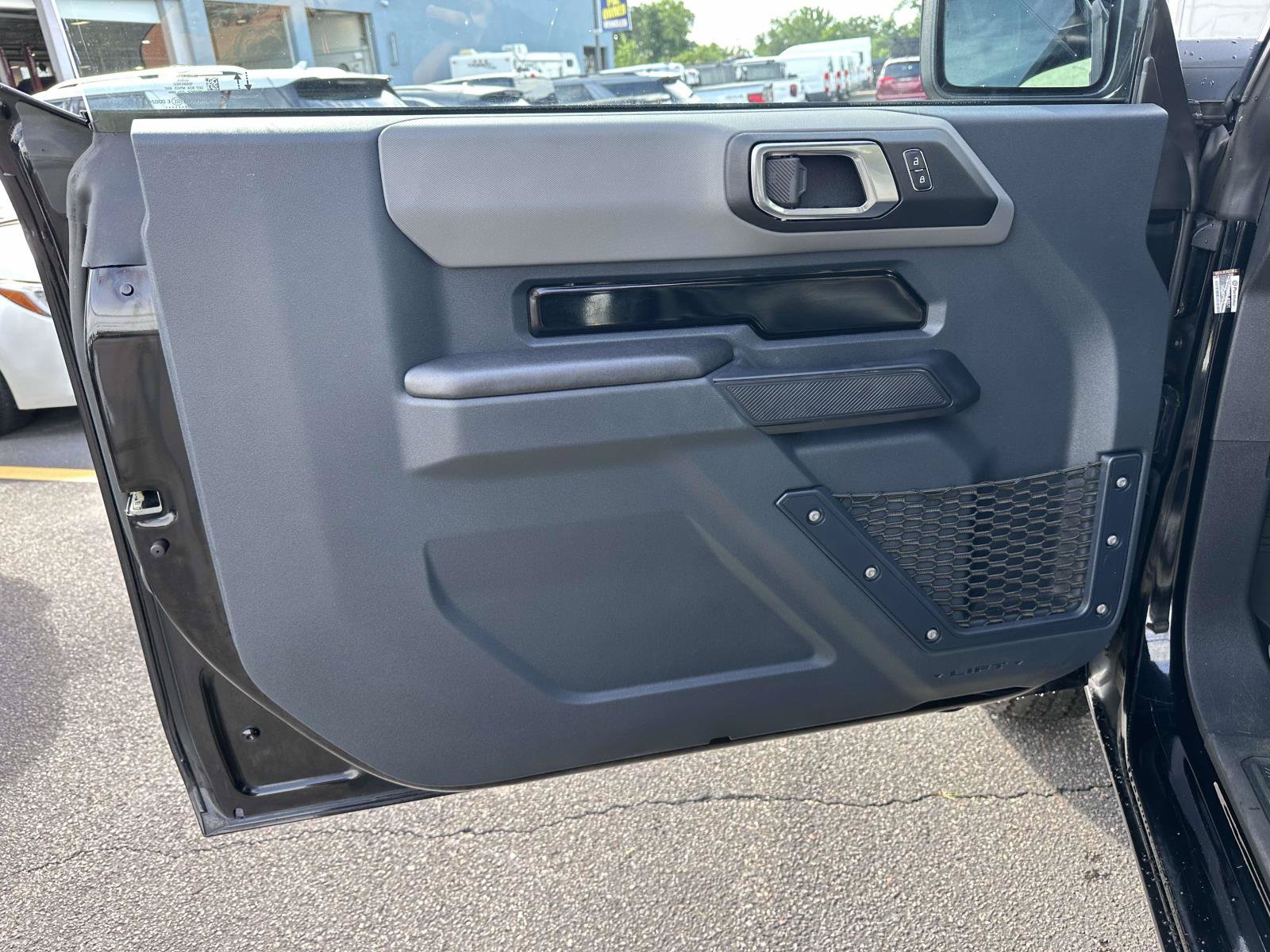 Certified 2024 Ford Bronco Big Bend AWD/4WD image 8