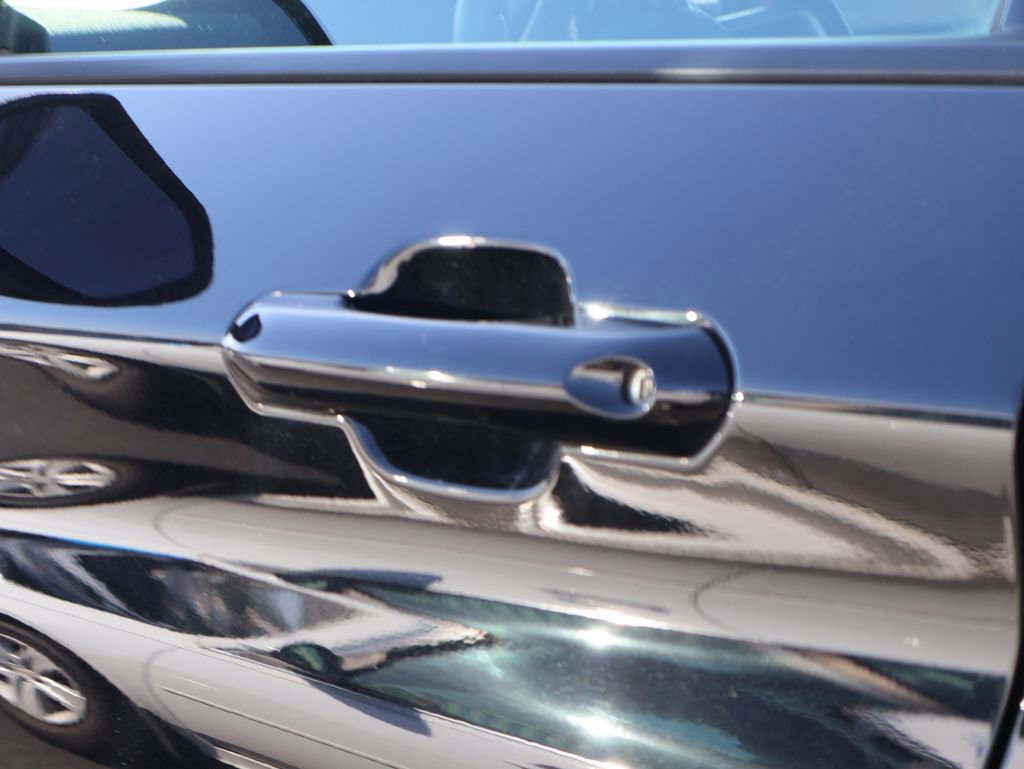 Certified 2025 Ford Explorer ST-Line w/ ST-Line Street Pack image 20