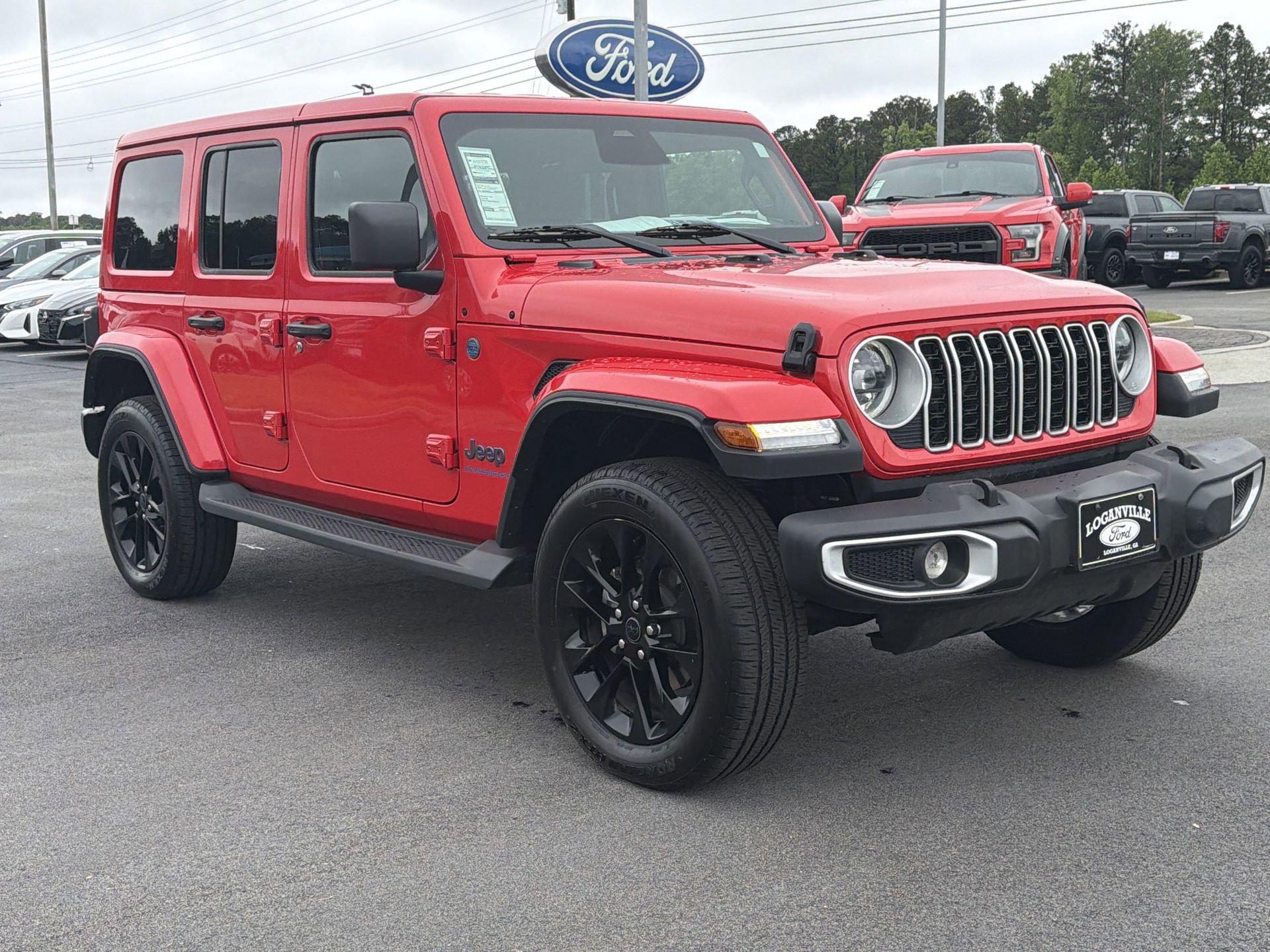 Used 2025 Jeep Wrangler Unlimited Sahara AWD/4WD image 24