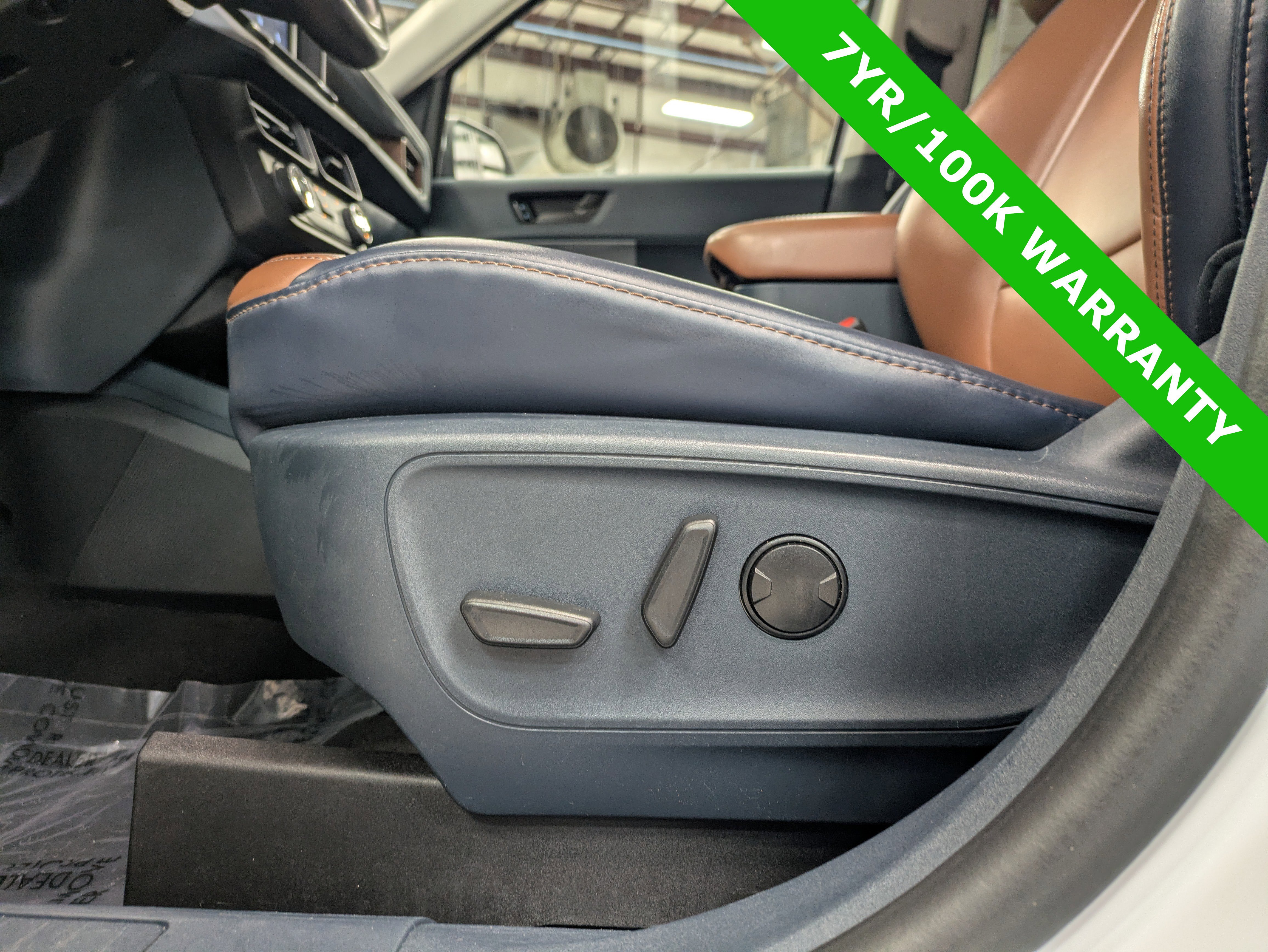 Certified 2022 Ford Maverick Lariat image 26