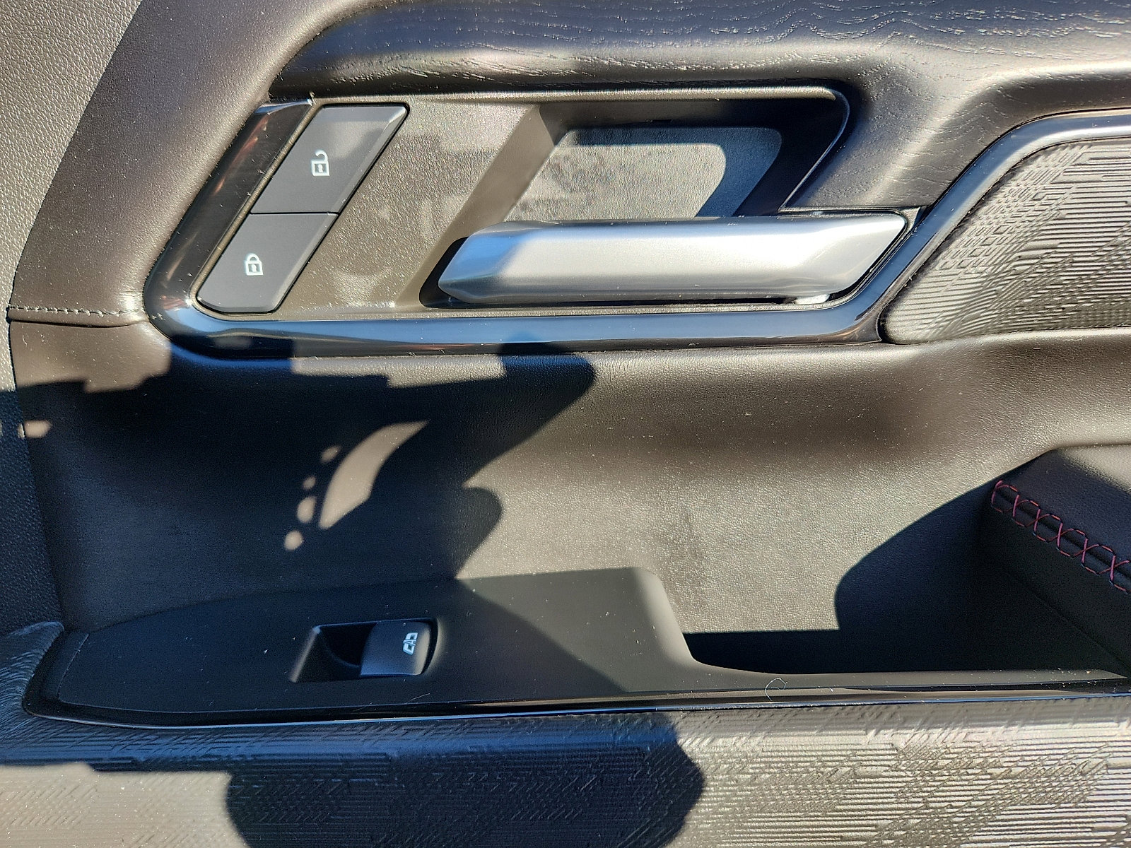 Used 2024 GMC Sierra 2500 AT4X image 35