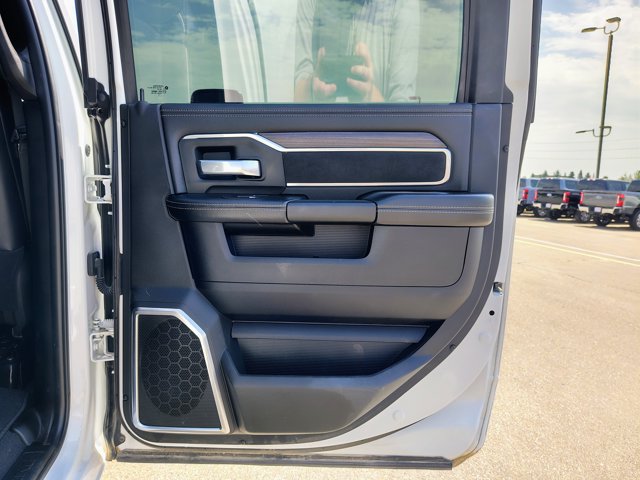 Used 2025 RAM 2500 Laramie w/ Sport Appearance Package AWD/4WD image 16
