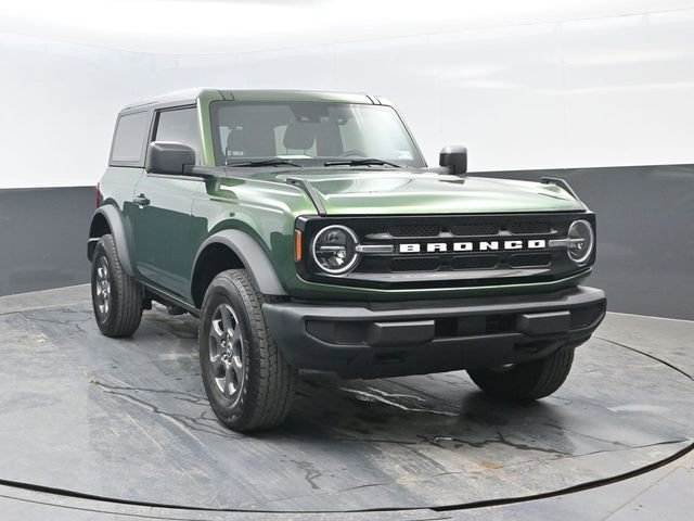 Certified 2023 Ford Bronco 2-Door AWD/4WD image 2