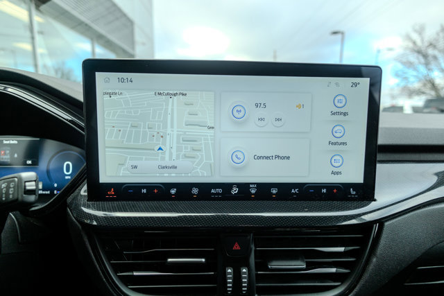 Certified 2025 Ford Escape ST-Line Elite w/ Premium Technology Package image 17