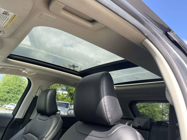 Certified 2024 Ford Edge SEL w/ Convenience Package AWD/4WD image 25