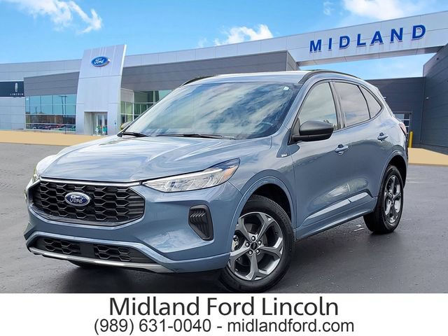 Certified 2024 Ford Escape ST-Line w/ Tech Pack #1 AWD/4WD image 1
