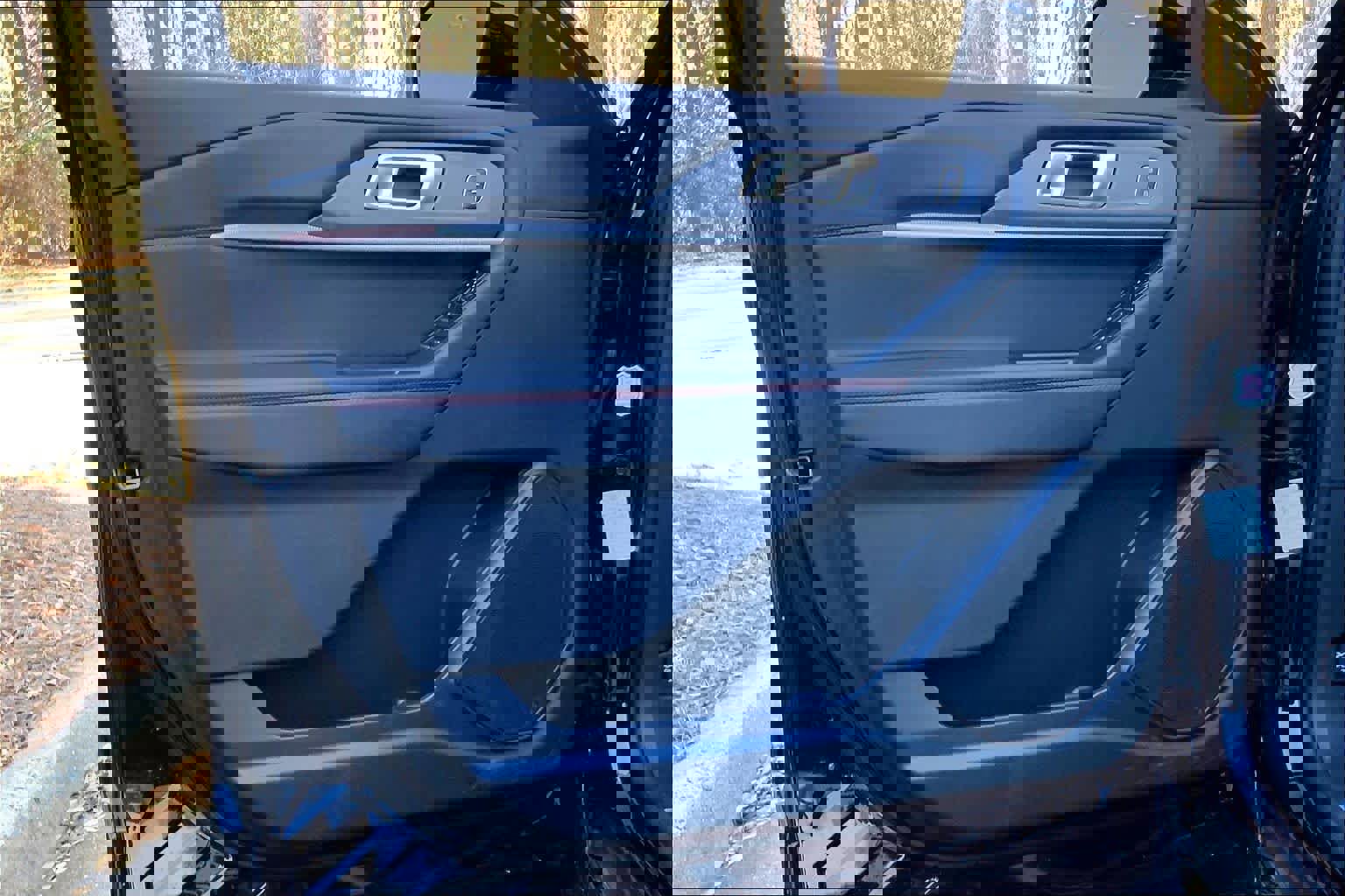 Certified 2025 Ford Explorer ST-Line w/ ST-Line Street Pack image 20