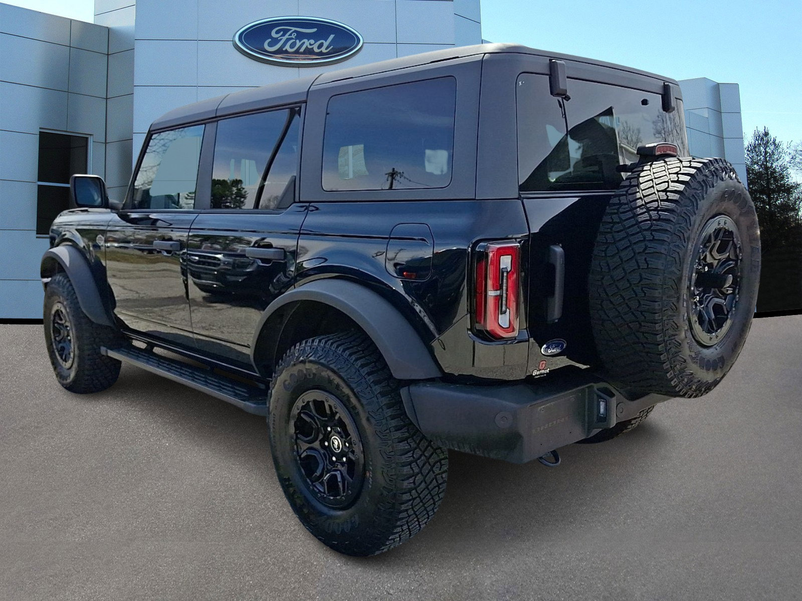 Certified 2024 Ford Bronco Wildtrak image 2