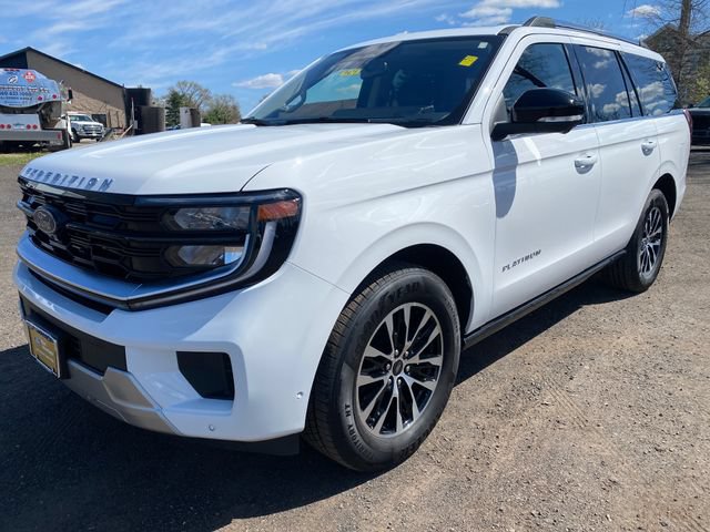Certified 2025 Ford Expedition Platinum AWD/4WD image 3