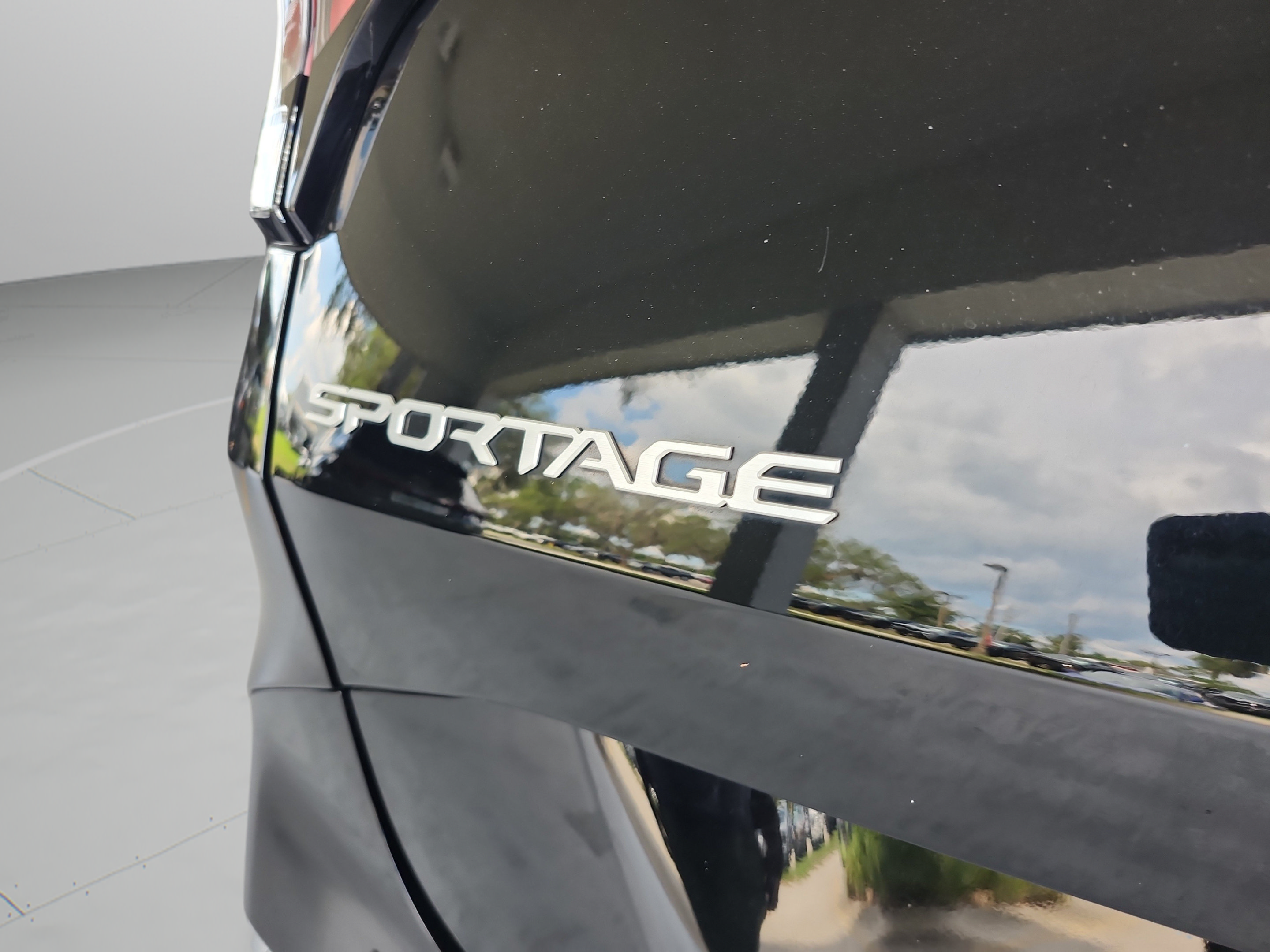 Used 2024 Kia Sportage SX FWD image 33
