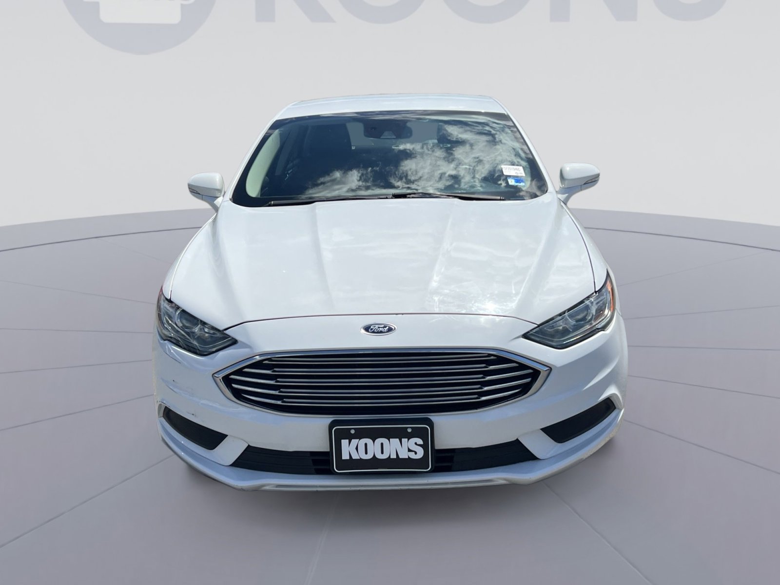 Certified 2018 Ford Fusion SE FWD image 4
