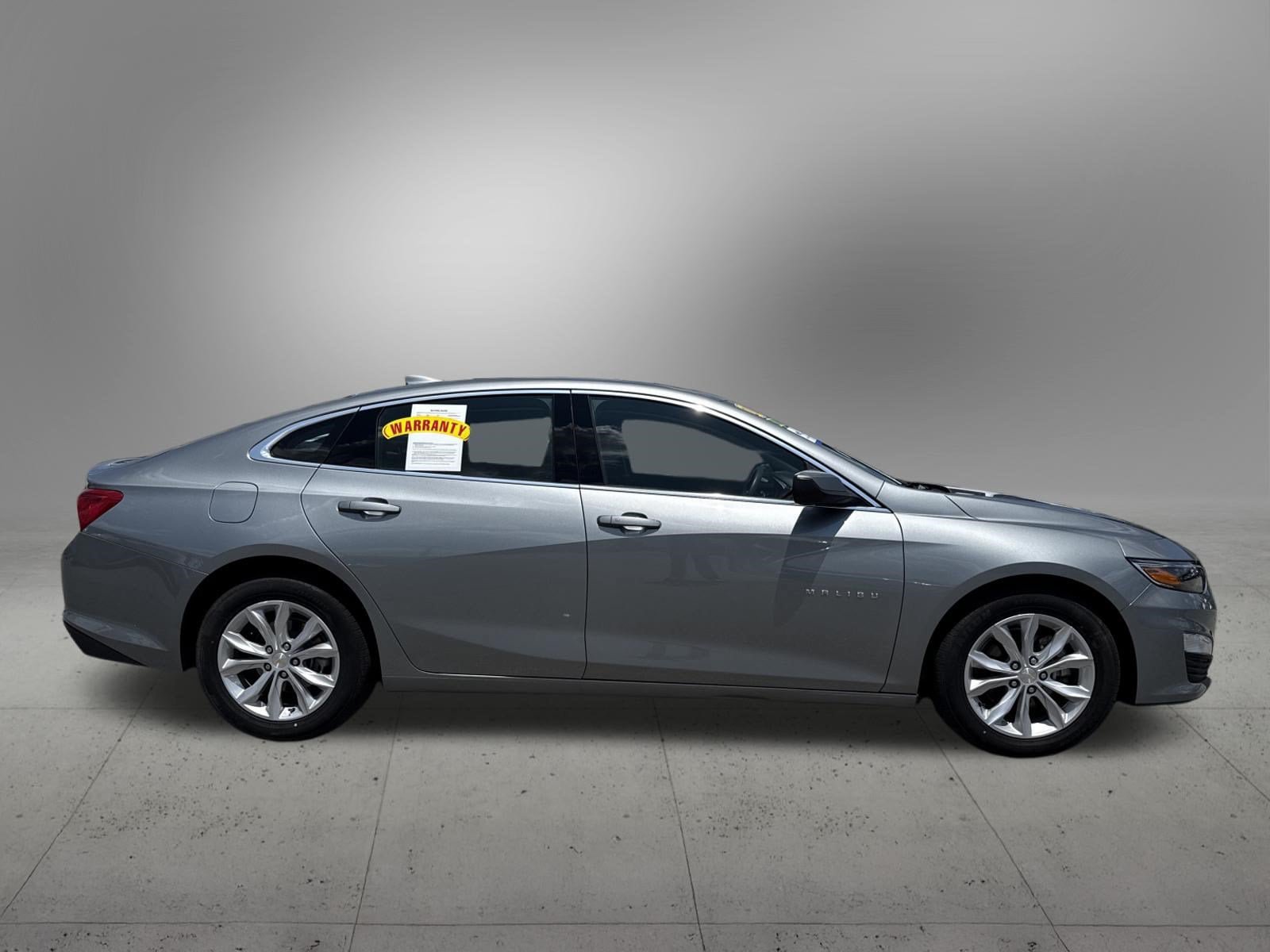 Used 2024 Chevrolet Malibu LT FWD image 5