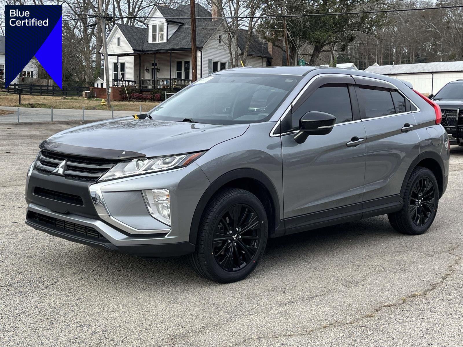 Used 2020 Mitsubishi Eclipse Cross LE video 1