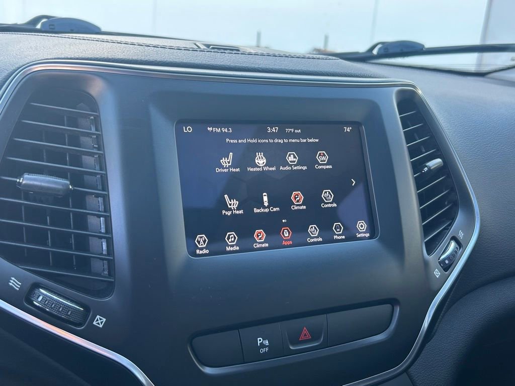 Used 2020 Jeep Cherokee Latitude Plus w/ Comfort/Convenience Group image 12