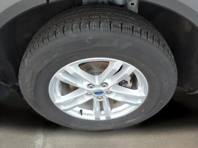 Certified 2023 Ford Explorer XLT w/ Equipment Group 202A image 21