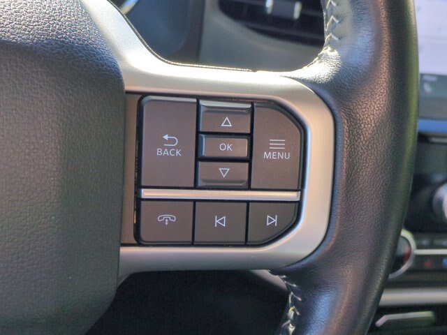 Certified 2024 Ford Expedition XLT RWD image 18