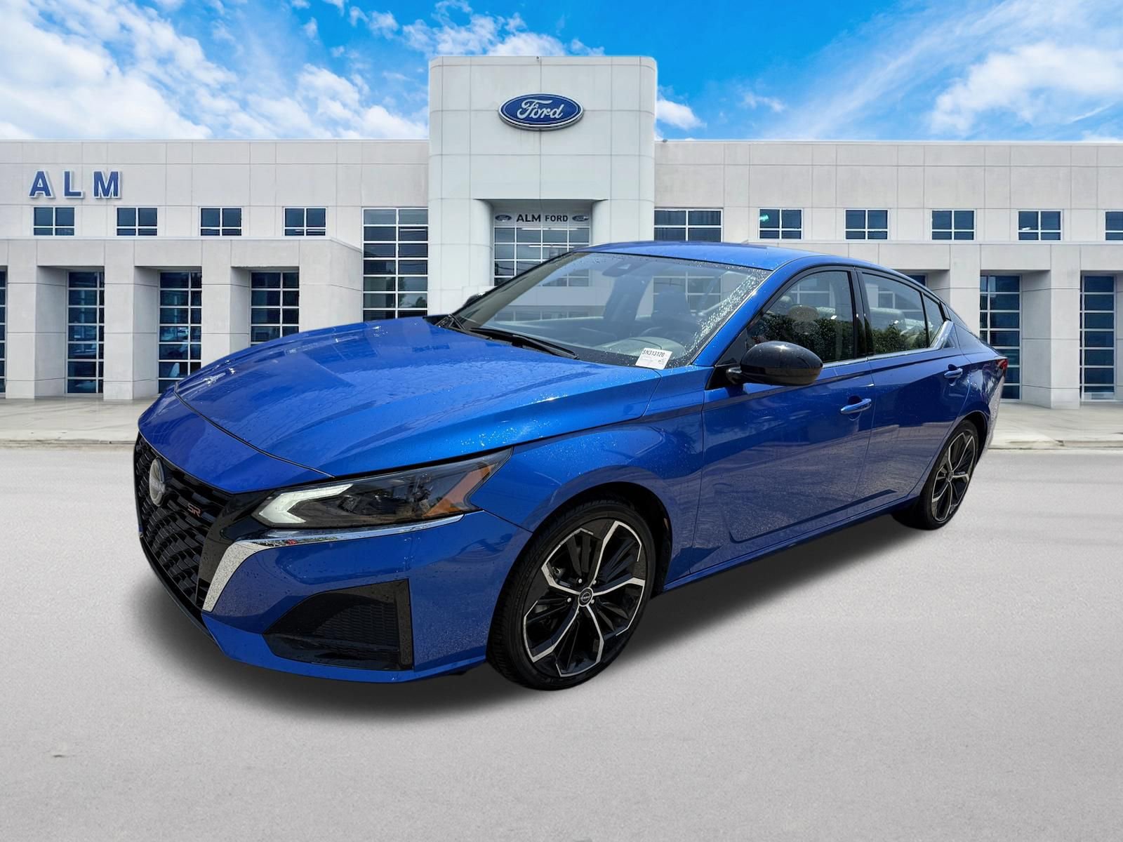 Used 2025 Nissan Altima 2.5 SR FWD image 1