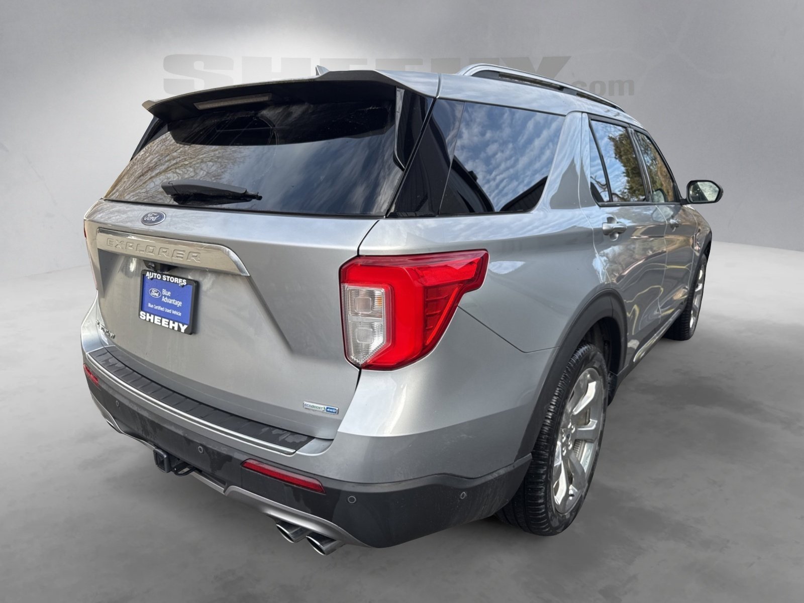 Certified 2020 Ford Explorer Platinum w/ Premium Technology Package image 14