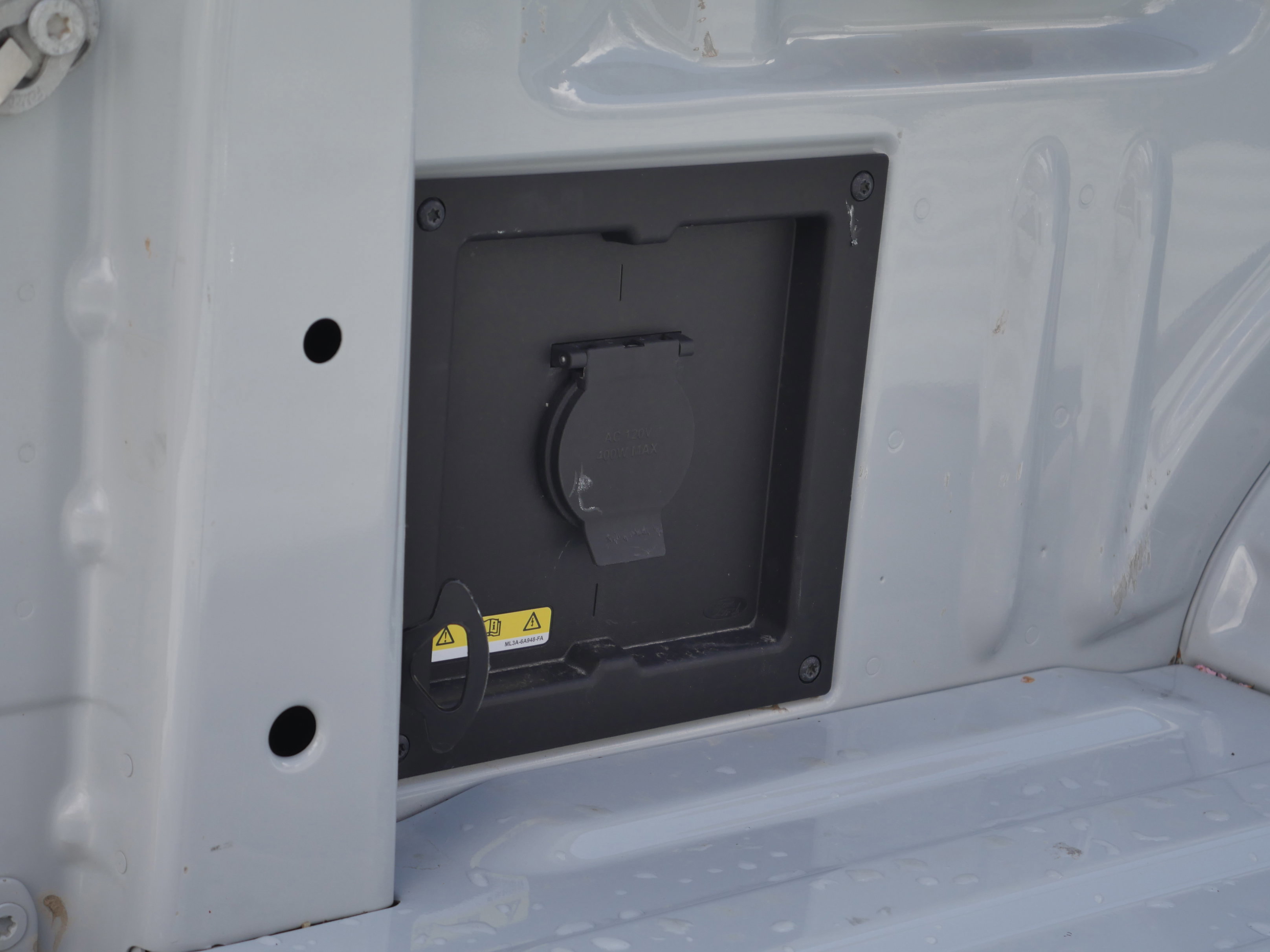 Certified 2024 Ford F150 Lariat w/ Tow/Haul Package image 29