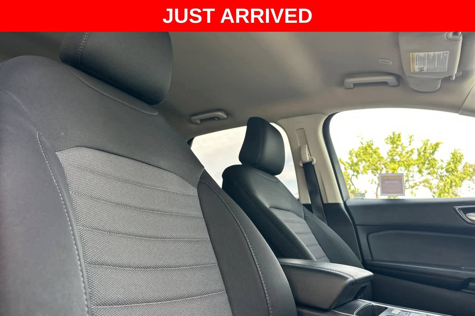 Certified 2022 Ford Edge SE w/ Black Appearance Package AWD/4WD image 18