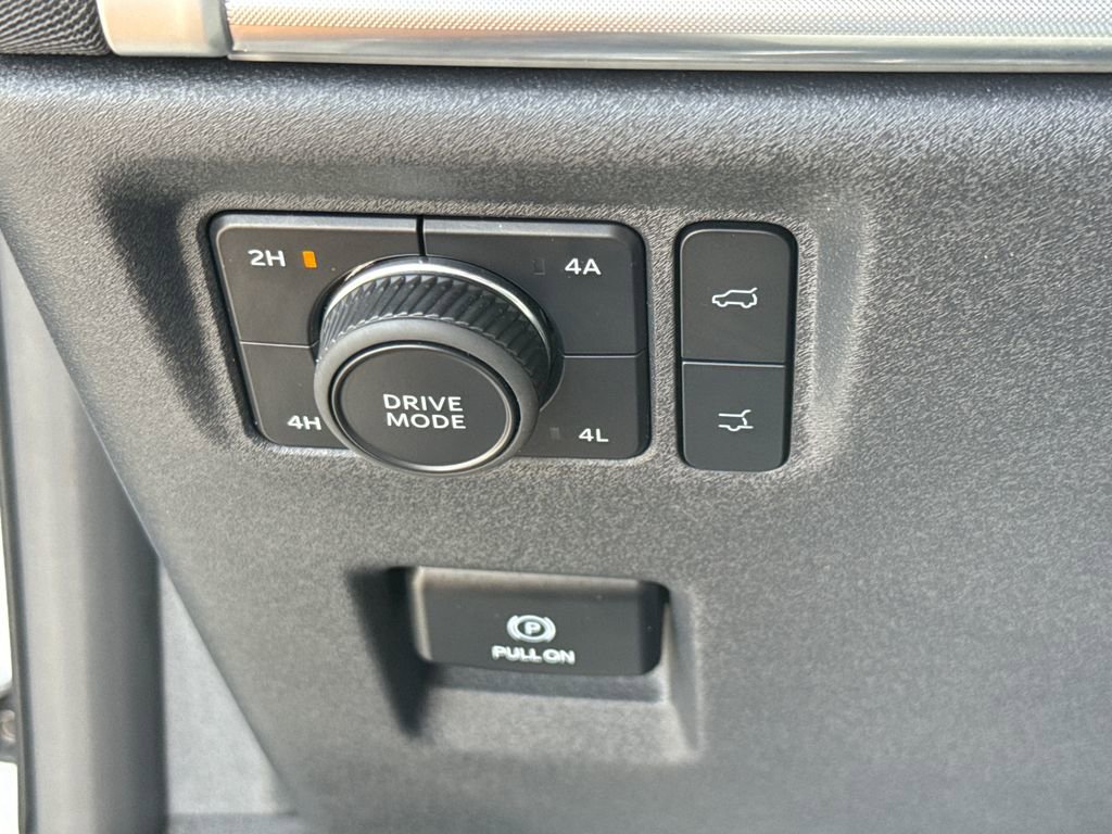 Certified 2025 Ford Expedition Max Platinum AWD/4WD image 15