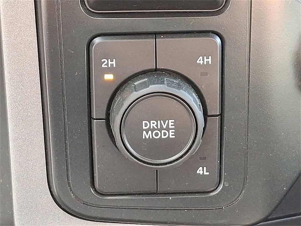 Certified 2022 Ford F150 XLT w/ Equipment Group 302A High image 25