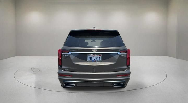 Used 2020 Cadillac XT6 Premium Luxury AWD/4WD image 3