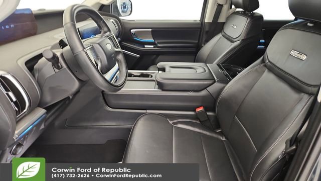 Certified 2025 Ford Expedition Platinum image 11