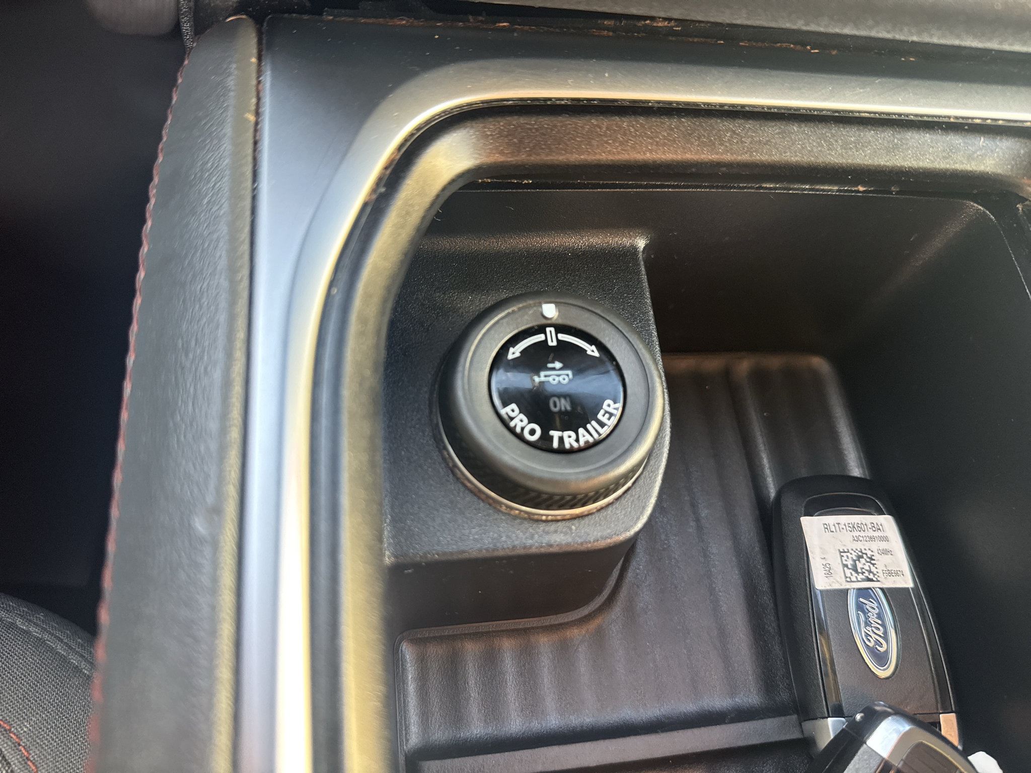 Certified 2025 Ford Expedition Active AWD/4WD image 9