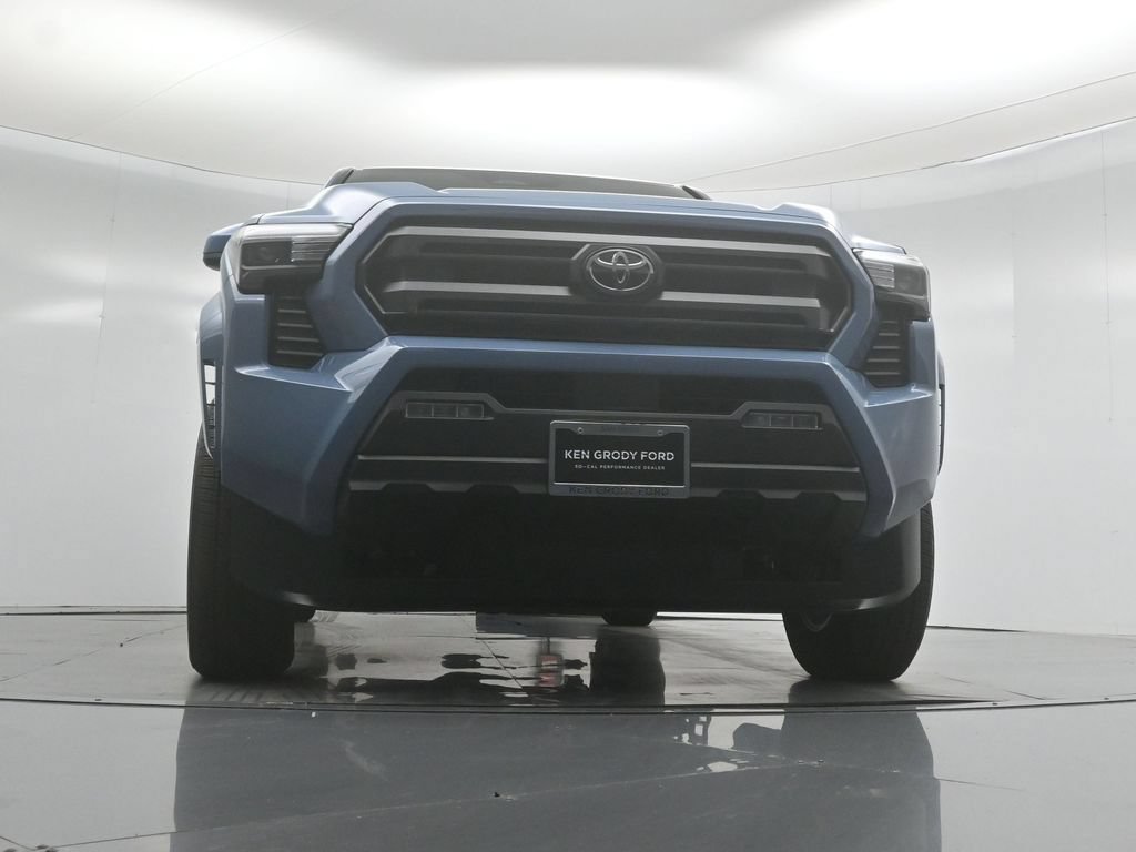 Used 2026 Toyota Tacoma SR5 AWD/4WD image 41