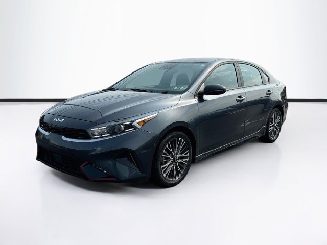 Used 2023 Kia Forte GT-Line w/ GT-Line Technology Package FWD image 3