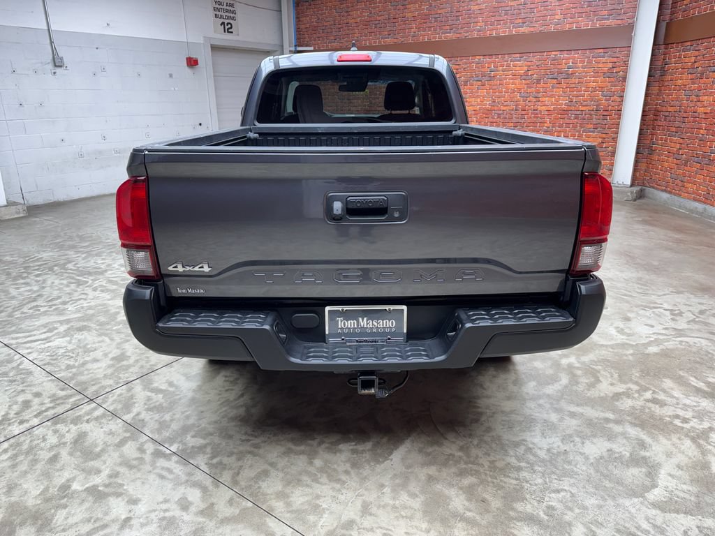 Used 2021 Toyota Tacoma SR AWD/4WD image 4