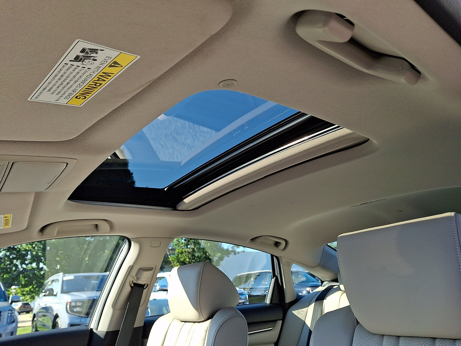 Used 2022 Honda Accord Touring image 17